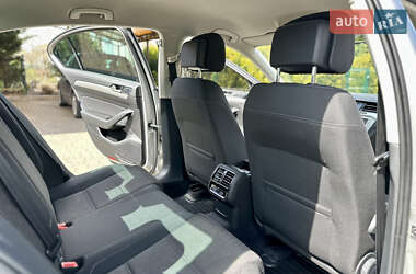 Седан Volkswagen Passat 2016 в 