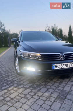 Універсал Volkswagen Passat 2014 в 