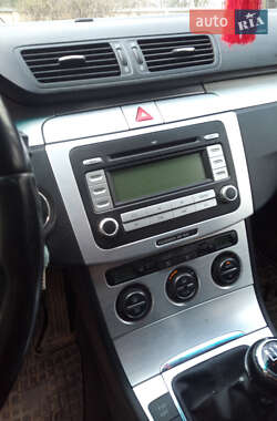 Універсал Volkswagen Passat 2007 в  фото 6 Універсал Volkswagen Passat 2007 в
