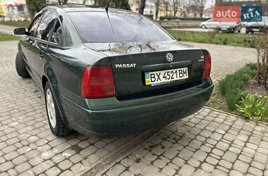 Седан Volkswagen Passat 1998 в 