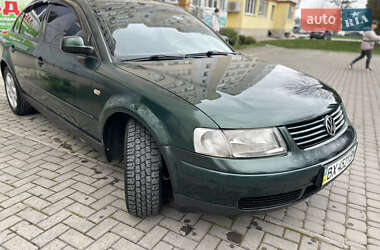 Седан Volkswagen Passat 1998 в 
