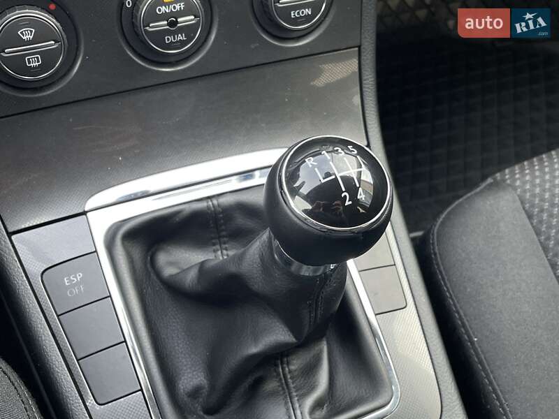 Универсал Volkswagen Passat 2006 в Николаеве