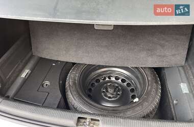 Універсал Volkswagen Passat 2006 в 