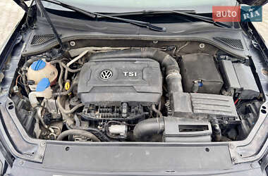 Седан Volkswagen Passat 2016 в 