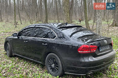 Седан Volkswagen Passat 2012 в 