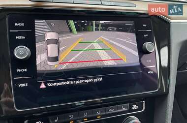 Седан Volkswagen Passat 2018 в 