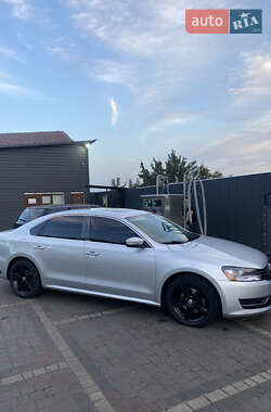 Седан Volkswagen Passat 2013 в 