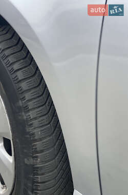 Универсал Volkswagen Passat 2011 в 