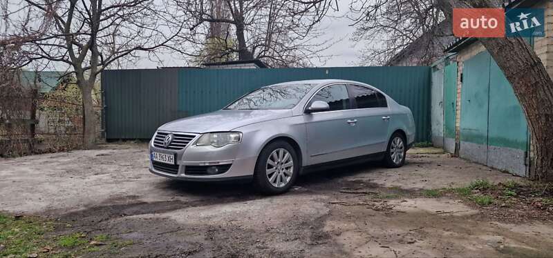 Седан Volkswagen Passat 2008 в Киеве