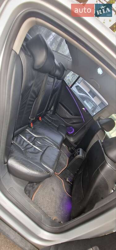 Седан Volkswagen Passat 2008 в Киеве