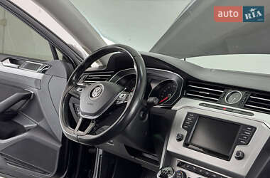 Универсал Volkswagen Passat 2015 в 