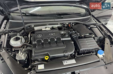 Универсал Volkswagen Passat 2015 в 