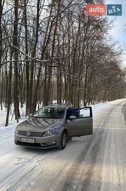Универсал Volkswagen Passat 2014 в 