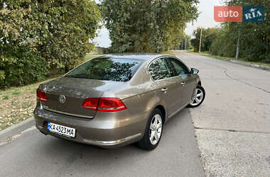 Седан Volkswagen Passat 2011 в 