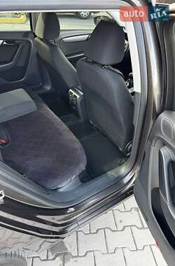 Универсал Volkswagen Passat 2013 в 