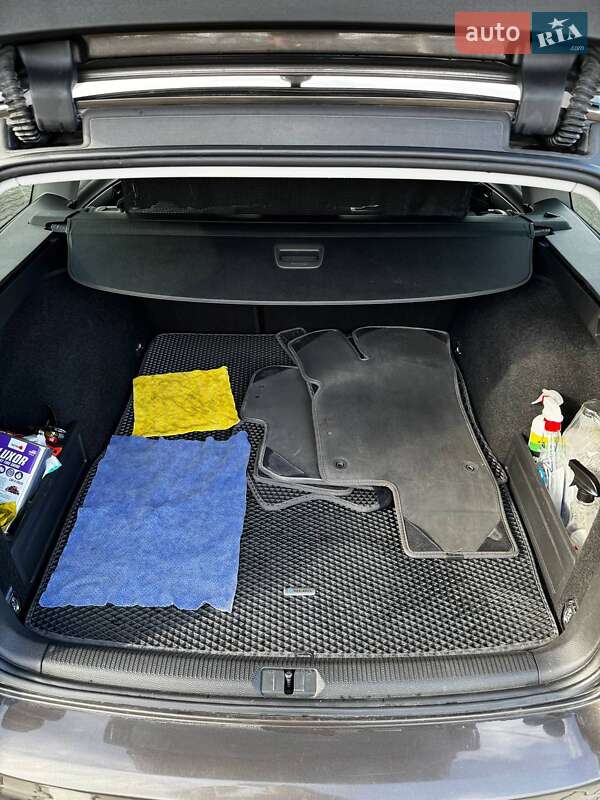 Універсал Volkswagen Passat 2013 в Львові