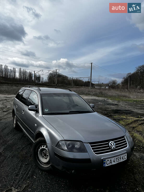 Универсал Volkswagen Passat 2003 в 