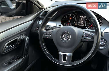 Седан Volkswagen Passat 2012 в 