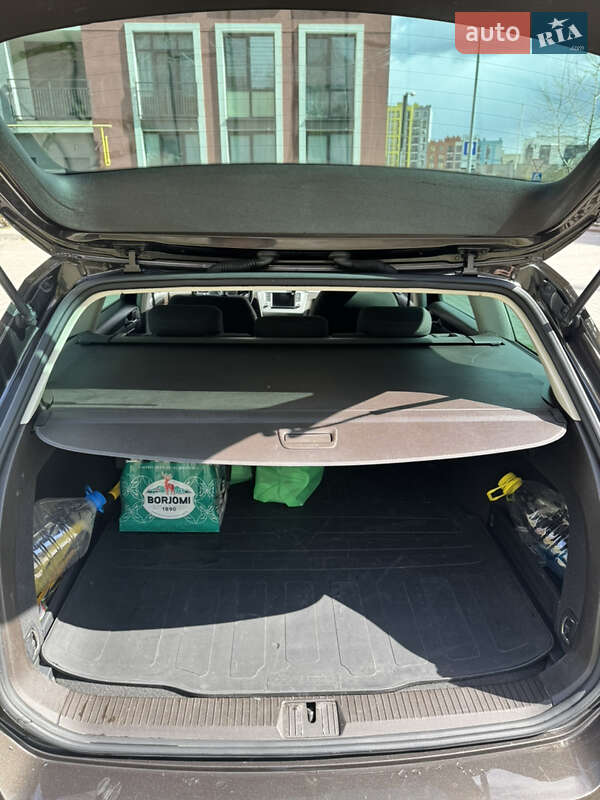 Универсал Volkswagen Passat 2014 в Львове