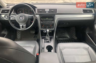 Седан Volkswagen Passat 2014 в 