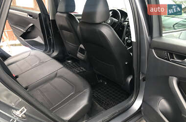 Седан Volkswagen Passat 2014 в 