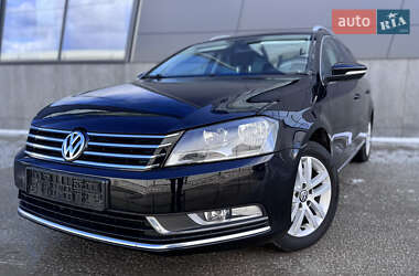 Універсал Volkswagen Passat 2013 в Львові