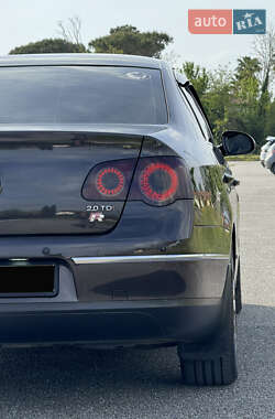 Седан Volkswagen Passat 2007 в  фото 17 Седан Volkswagen Passat 2007 в