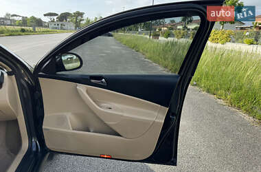 Седан Volkswagen Passat 2007 в  фото 33 Седан Volkswagen Passat 2007 в