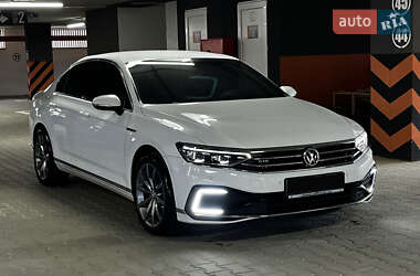 Седан Volkswagen Passat 2020 в 