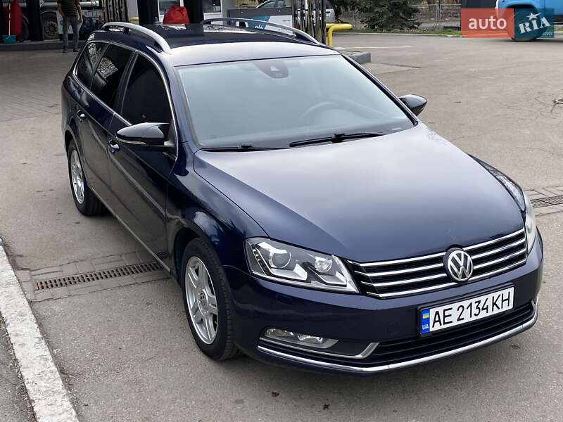 Универсал Volkswagen Passat 2013 в 