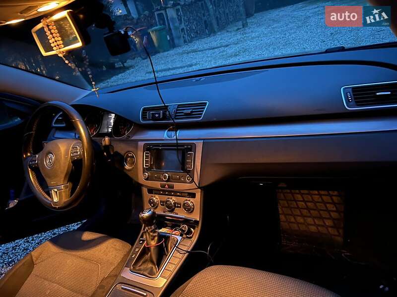 Седан Volkswagen Passat 2012 в Львове фото 4 Седан Volkswagen Passat 2012 в Львове