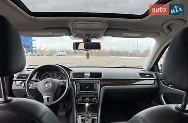 Седан Volkswagen Passat 2014 в 