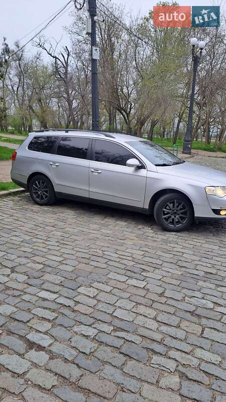 Универсал Volkswagen Passat 2007 в Одессе