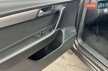 Седан Volkswagen Passat 2012 в 