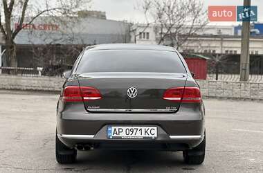 Седан Volkswagen Passat 2012 в 
