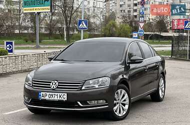 Седан Volkswagen Passat 2012 в 