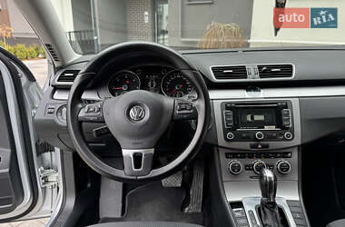 Универсал Volkswagen Passat 2012 в 