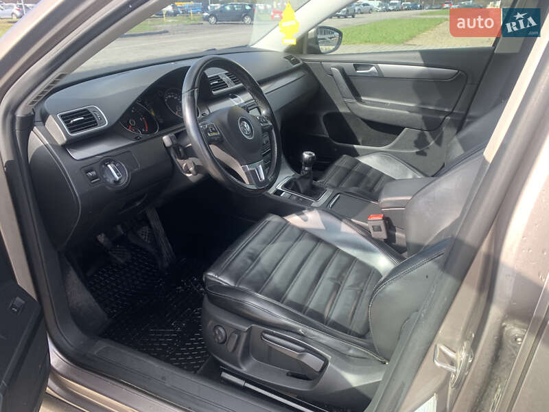 Универсал Volkswagen Passat 2011 в Львове