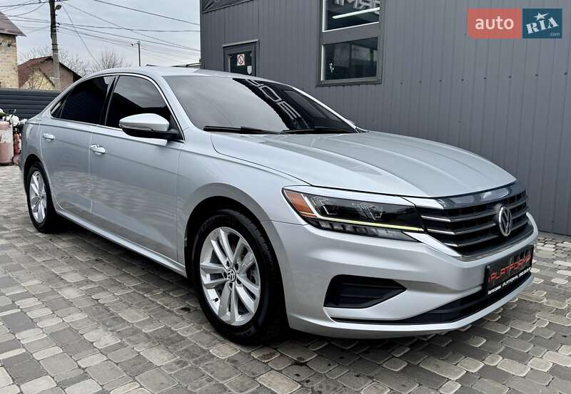 Седан Volkswagen Passat 2020 в Киеве