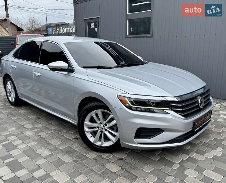 Седан Volkswagen Passat 2020 в Киеве