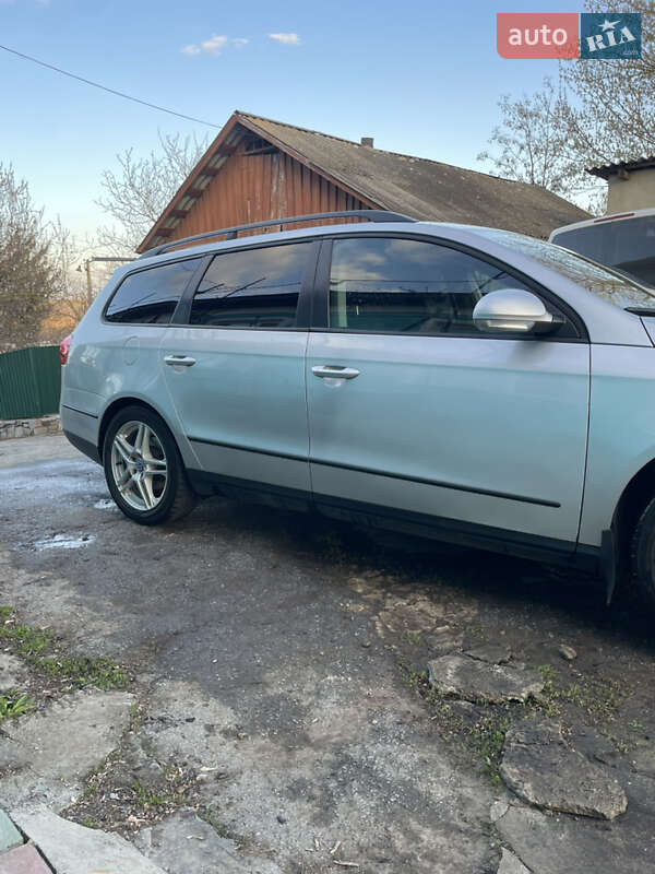 Універсал Volkswagen Passat 2010 в Умані