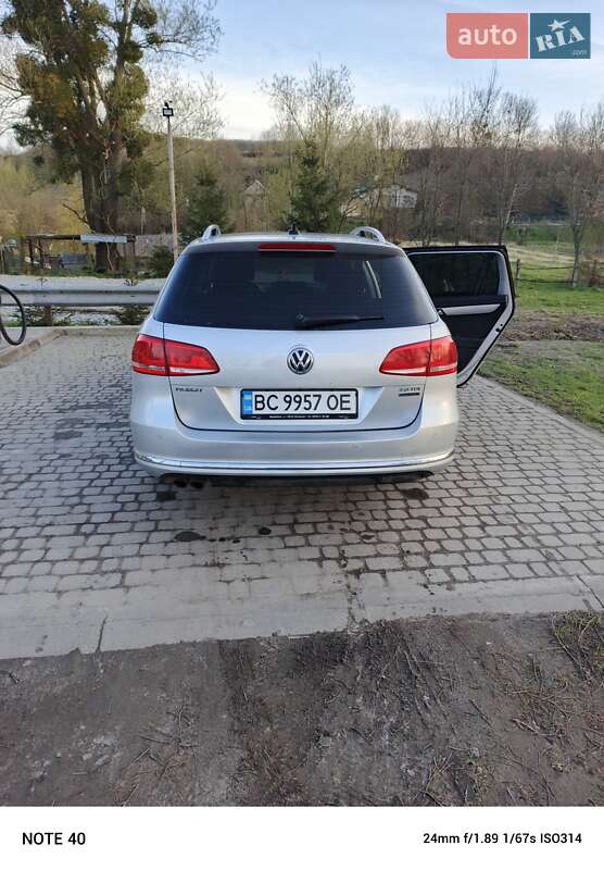 Універсал Volkswagen Passat 2011 в Буську