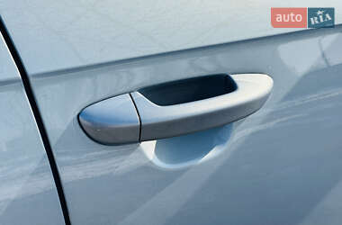 Универсал Volkswagen Passat 2012 в 