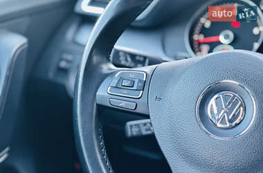 Универсал Volkswagen Passat 2012 в 