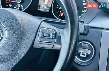 Универсал Volkswagen Passat 2012 в 