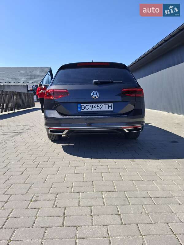 Универсал Volkswagen Passat 2020 в Львове