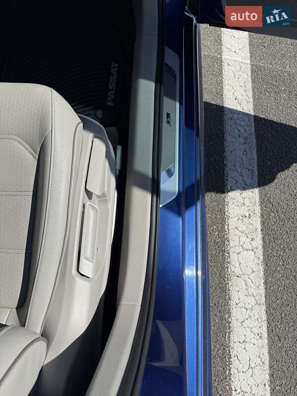 Седан Volkswagen Passat 2017 в Киеве