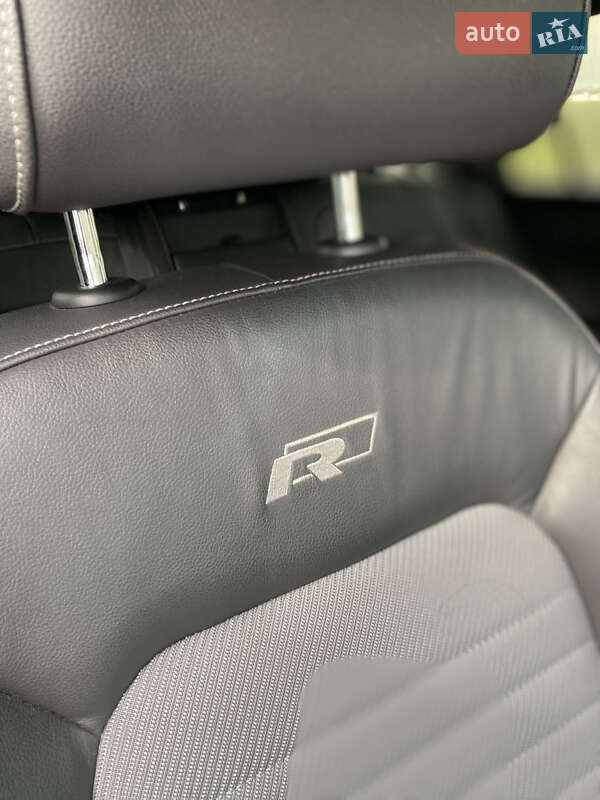 Универсал Volkswagen Passat 2015 в Киеве