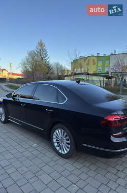 Седан Volkswagen Passat 2017 в 