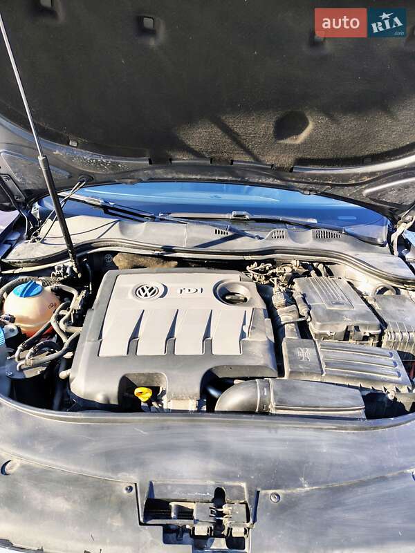 Универсал Volkswagen Passat 2014 в 